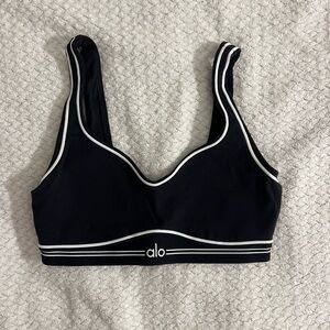 Alo sports bra